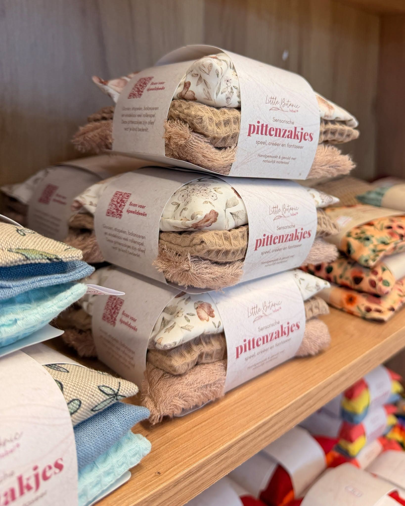 Handgemaakte sensorische pittenzakjes in de winkel